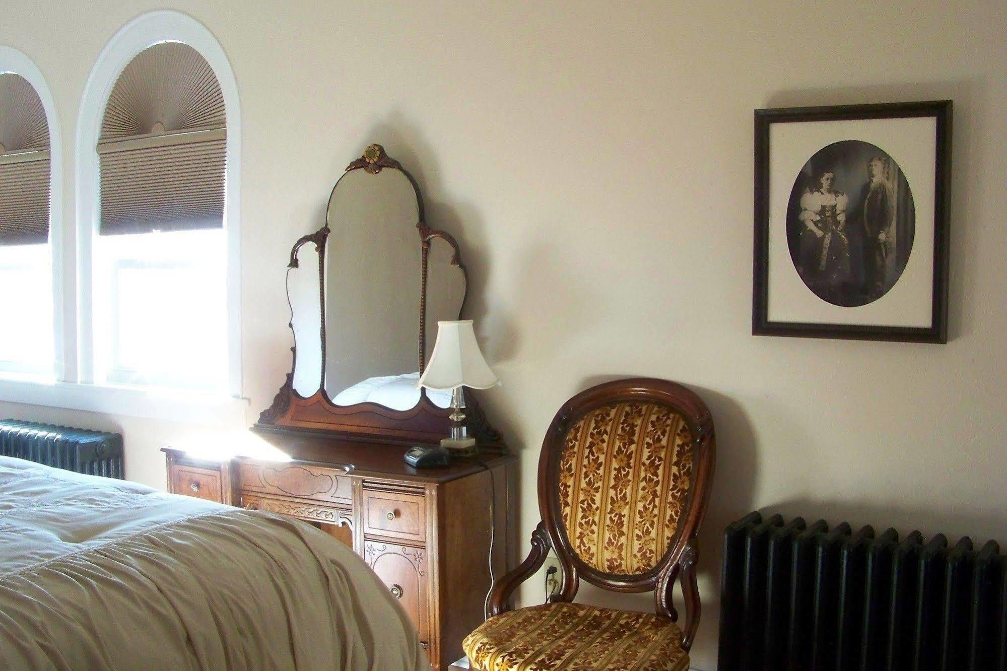 Connellsville Bed And Breakfast Exterior foto